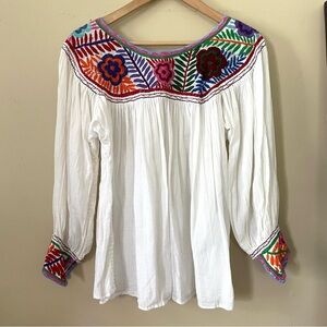 Vintage 70s Boho Floral Embroidered Top